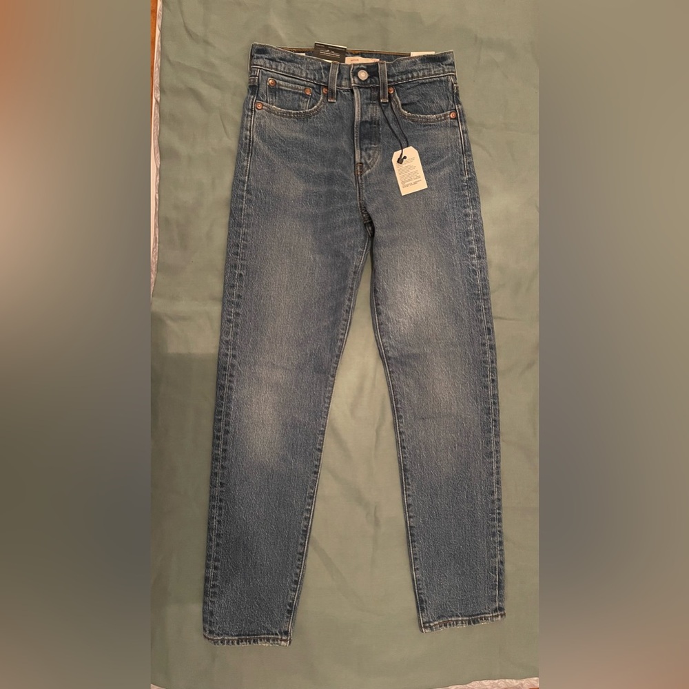 US 24 Levi's womens Premium Wedgie Icon Fit Jeans